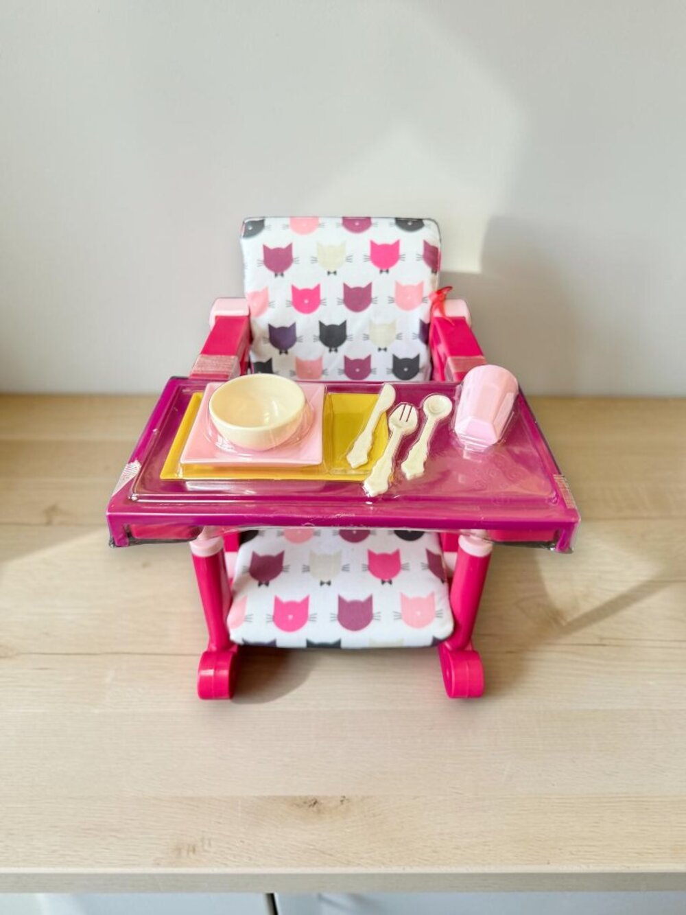 NEW Our Generation Let's Hang Clip-On Cat Chair Accessory Set for 18" Dolls
